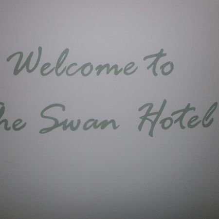 The Swan Hotel Almondsbury Exteriör bild