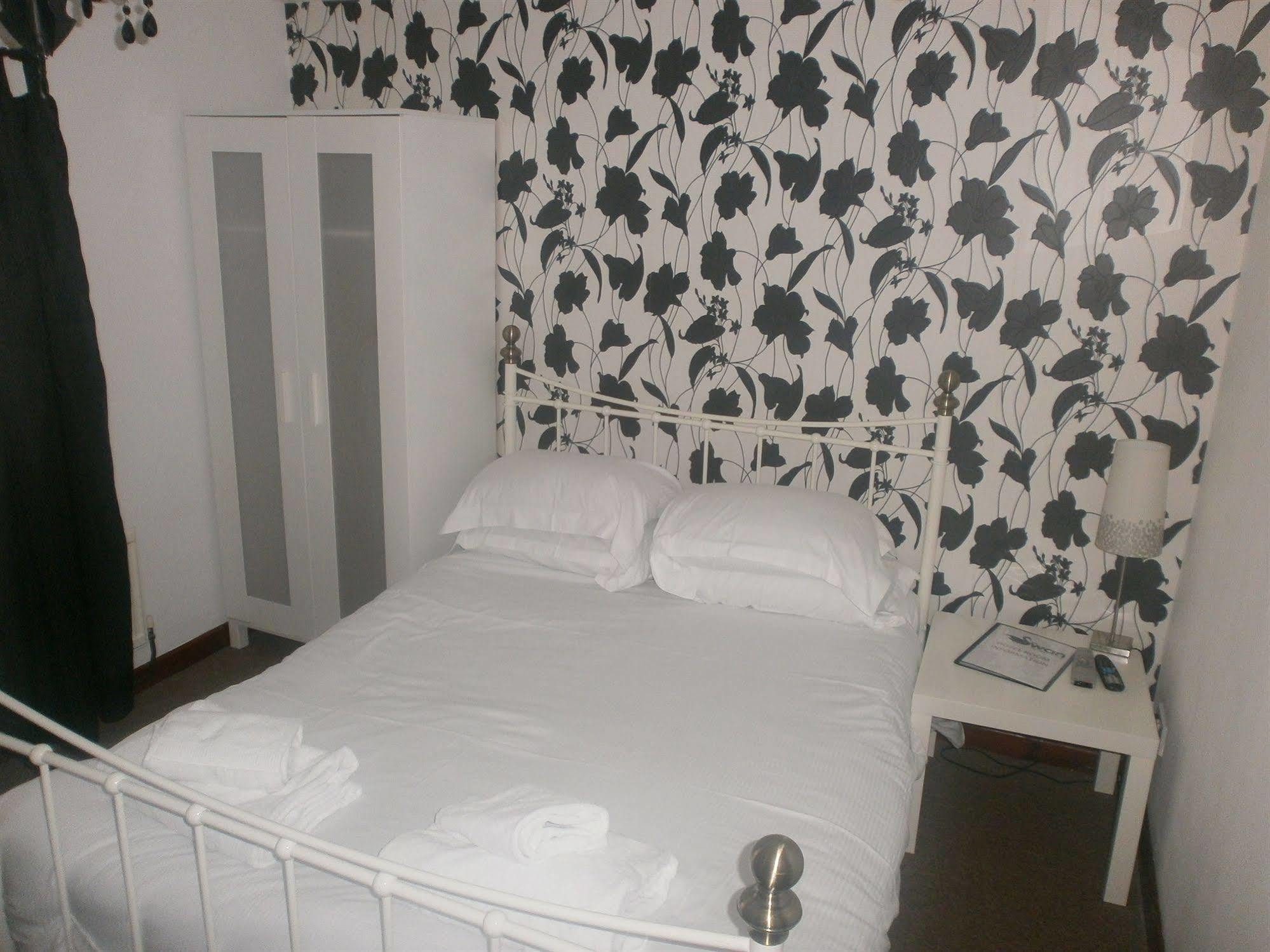 The Swan Hotel Almondsbury Exteriör bild